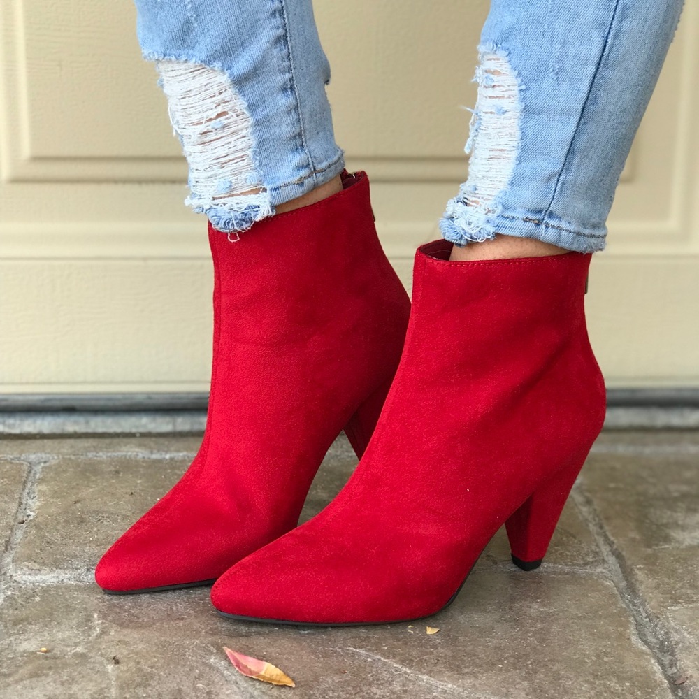 NIB Fairfax Red Low Kitten Heel Booties - Picture 2 of 6